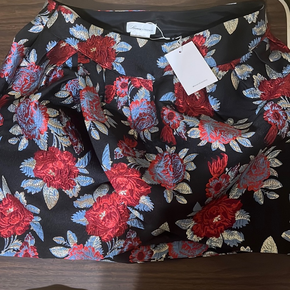 LOVERS + FRIENDS SKIRT: Size:MEDIUM (6‑8)